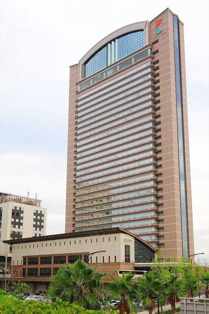 Hotel Keihan Universal Tower in Universal City, Osaka
